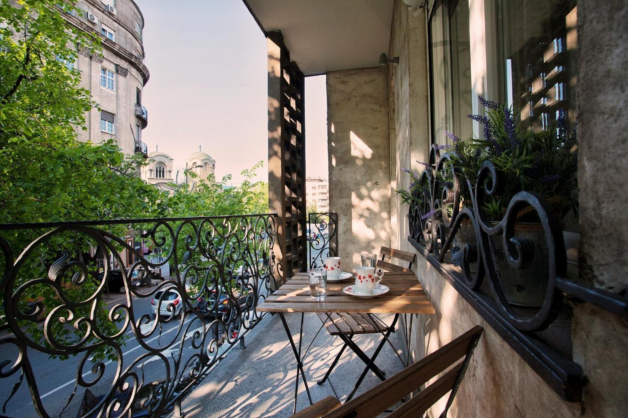 Hostgost Selected Suites - Skadarlija Square Belgrade Exterior photo